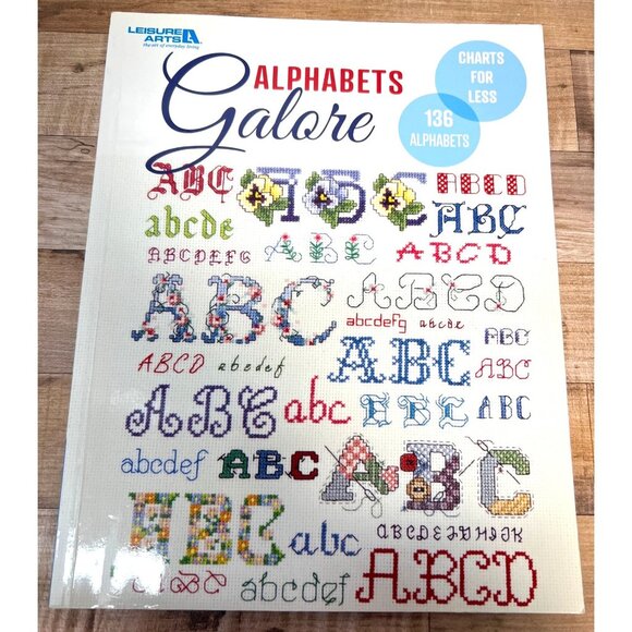 Alphabets Galore Cross Stitch Pattern Book By Leisure Arts - 136 Alphabets Inclu - Picture 1 of 4